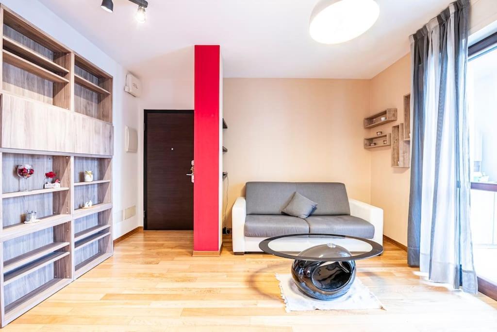 Leopolda Apartment Free Wi-Fi フィレンツェ エクステリア 写真